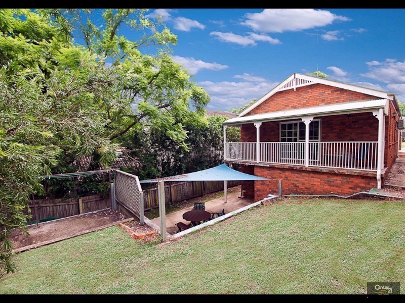 12 Kobada Street, Taringa QLD 4068