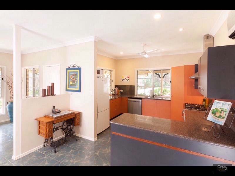 78 Hornsey Road, Anstead QLD 4070