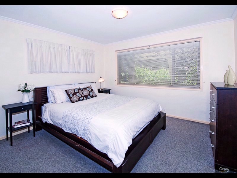 81 Kersley Road, Kenmore QLD 4069