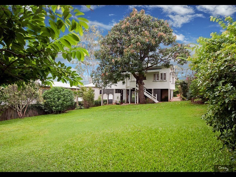 48 Ward Street, Indooroopilly QLD 4068