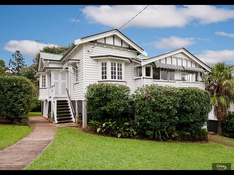 48 Ward Street, Indooroopilly QLD 4068