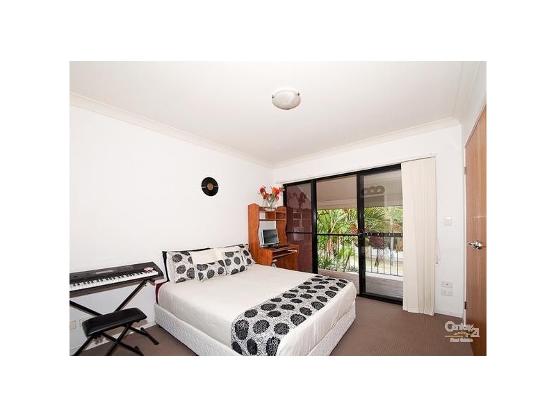 28 Norman Street, Taringa QLD 4068