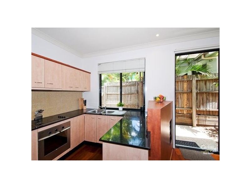 28 Norman Street, Taringa QLD 4068