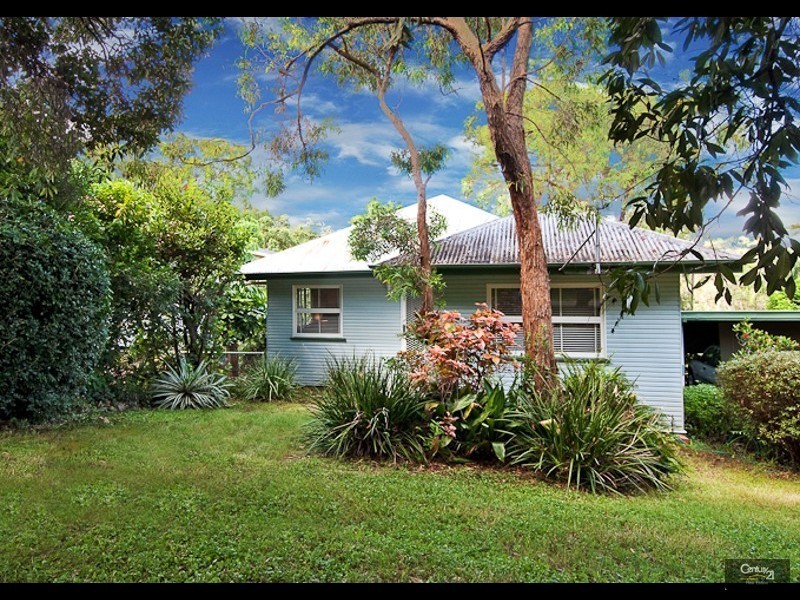 221 Taringa Parade, Taringa QLD 4068