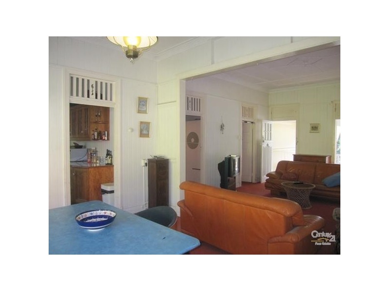 103 Indooroopilly Road, Taringa QLD 4068