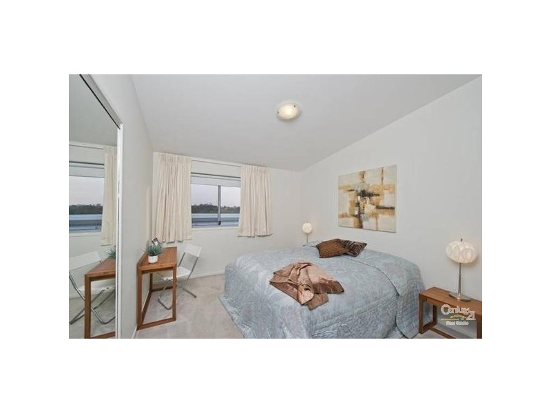 33 Victoria Street, Indooroopilly QLD 4068