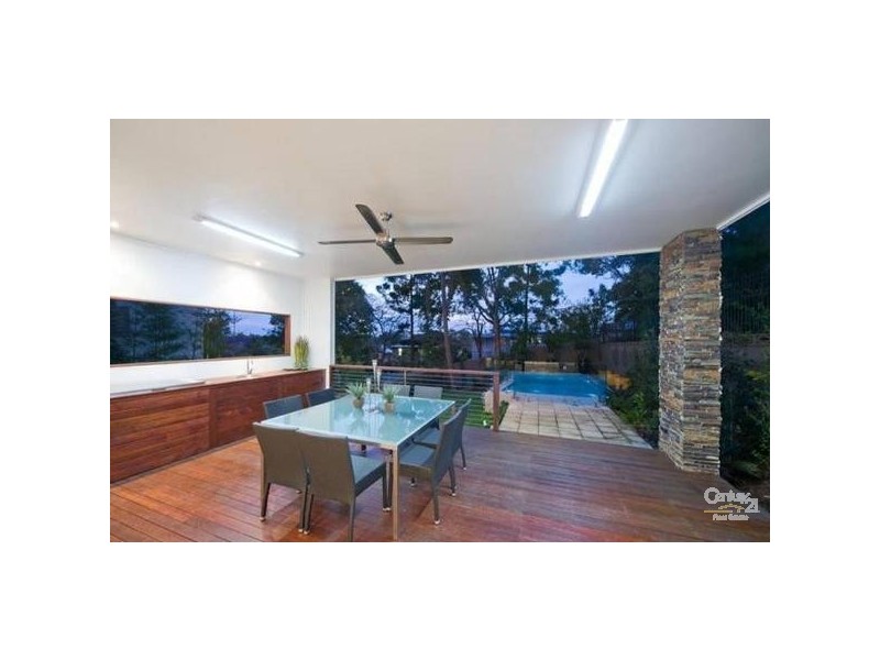 33 Victoria Street, Indooroopilly QLD 4068