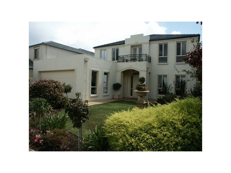 5 Chatswood Walk, Morphettville SA 5043