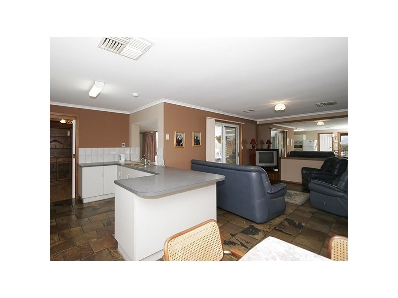 186 The Cove Road, Hallett Cove SA 5158