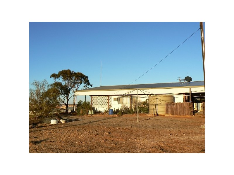20/21/22 Government Road, Andamooka SA 5722