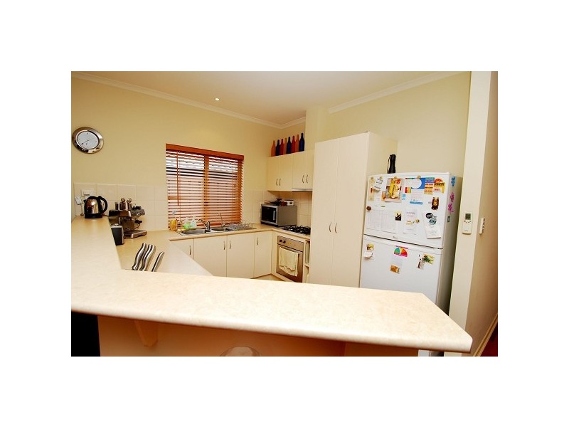 8 Syme Avenue, Seacombe Gardens SA 5047