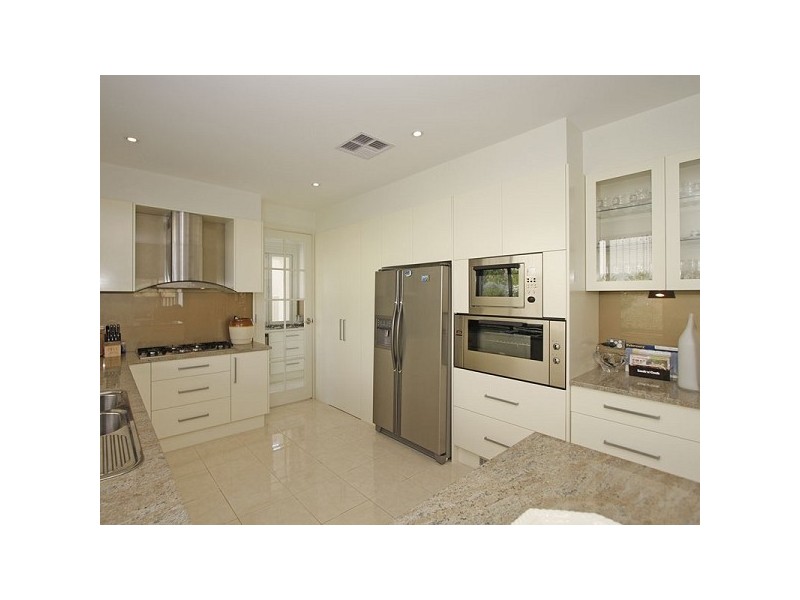 76 Gully Road, Seacliff Park SA 5049