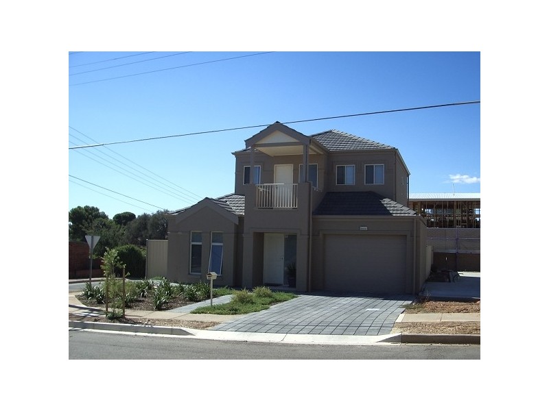 8B Seaview Avenue, Kingston Park SA 5049