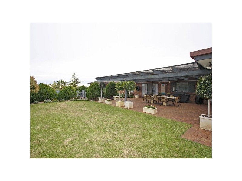 64-66 Ragamuffin Drive, Hallett Cove SA 5158