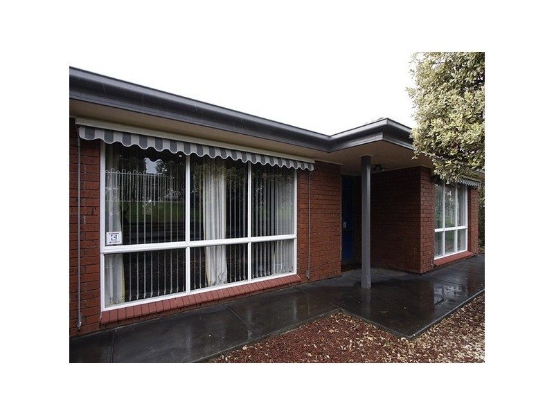 3 Doulton Drive, Trott Park SA 5158