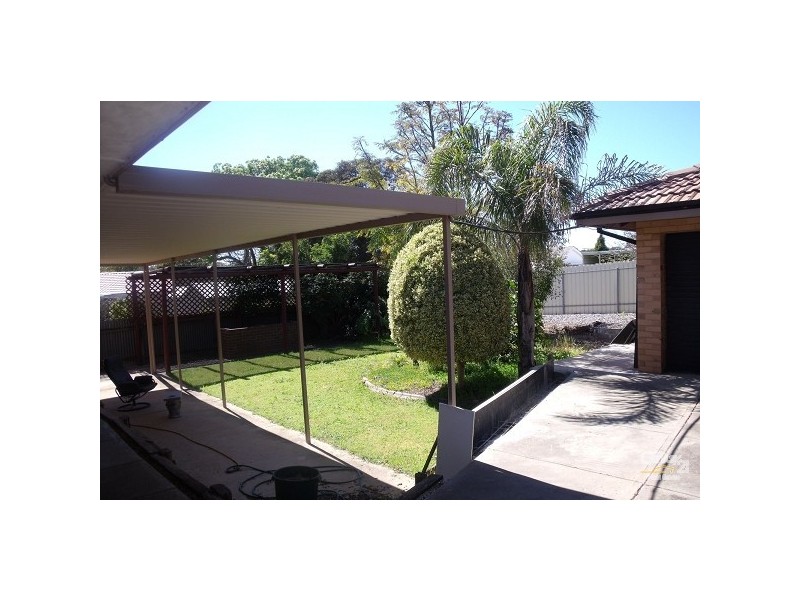 20 Alexander Crescent, Christie Downs SA 5164