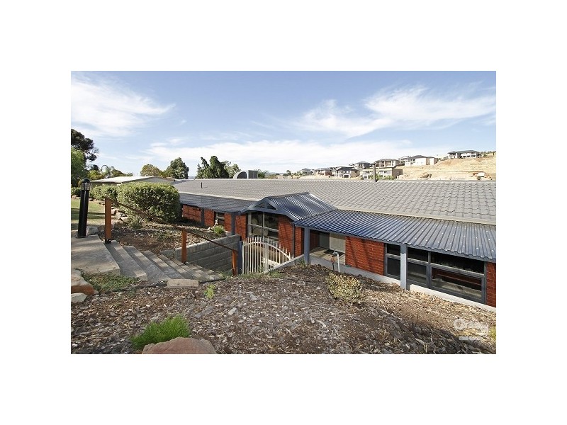 18 Karoona Crescent, Seacombe Heights SA 5047