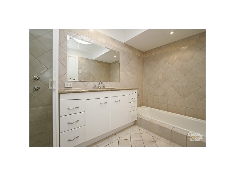 18 Karoona Crescent, Seacombe Heights SA 5047