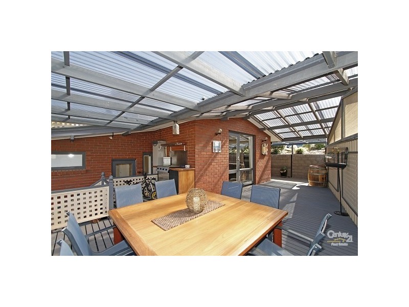 18 Karoona Crescent, Seacombe Heights SA 5047