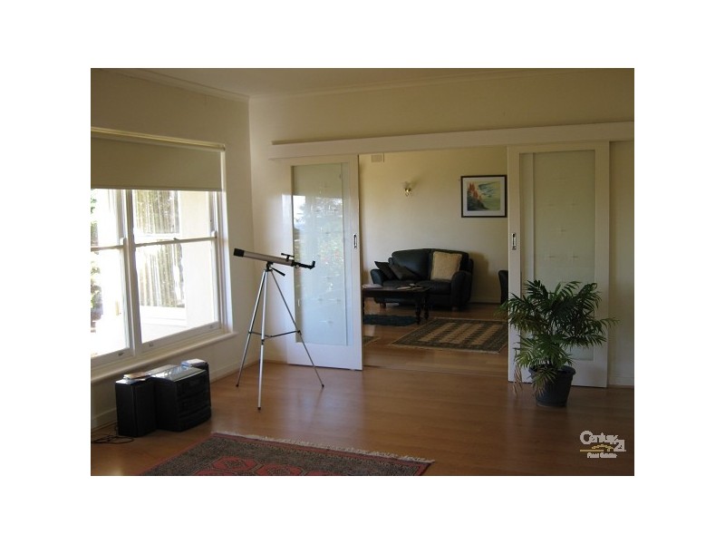 4 Kingston Crescent, Kingston Park SA 5049