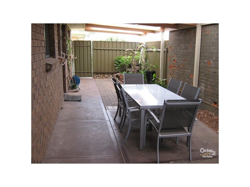 2/7  Hartley Road, Brighton SA 5048