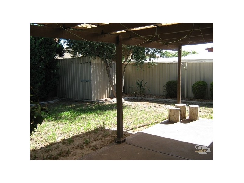 8 Cameron Court, Mitchell Park SA 5043