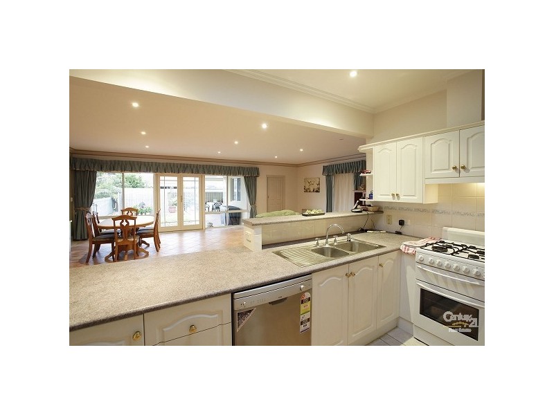 16 Norfolk Road, Marion SA 5043