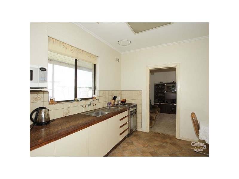 21 Lavinia Street, Hove SA 5048