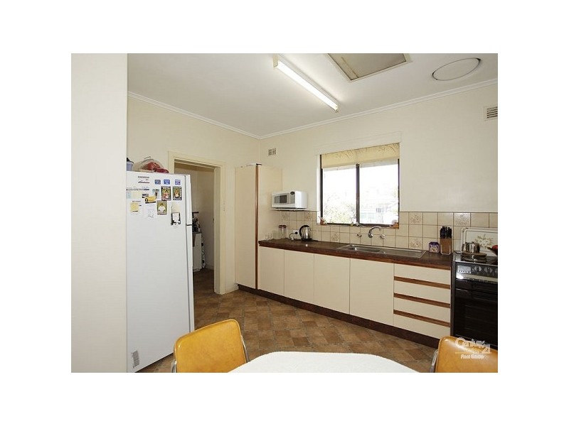 21 Lavinia Street, Hove SA 5048