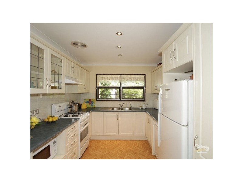 10 Abbott Avenue, Morphett Vale SA 5162