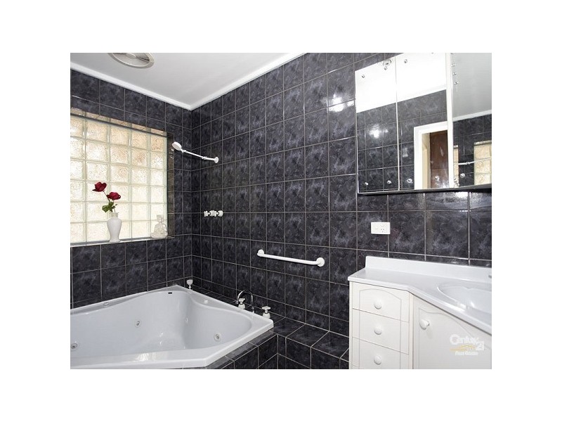 10 Abbott Avenue, Morphett Vale SA 5162