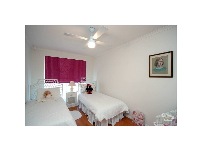6 Deakin Grove, Glenside SA 5065