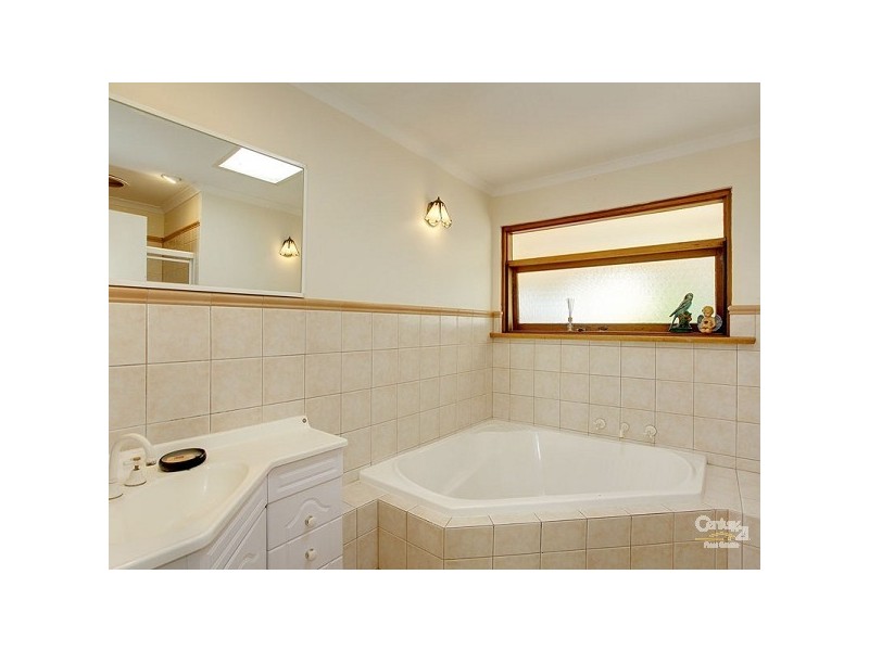 18 Rogers Crescent, Paralowie SA 5108