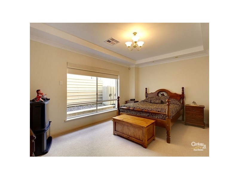 5 Moredun Street, Tennyson SA 5022