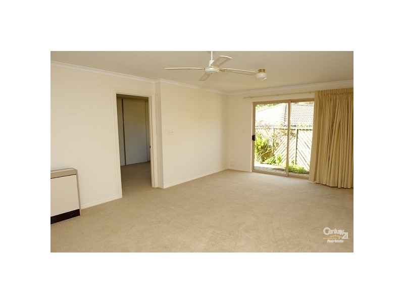 8B Oakview Drive, Sevenoaks Retirement Village, Mabel Street, Stirling SA 5152