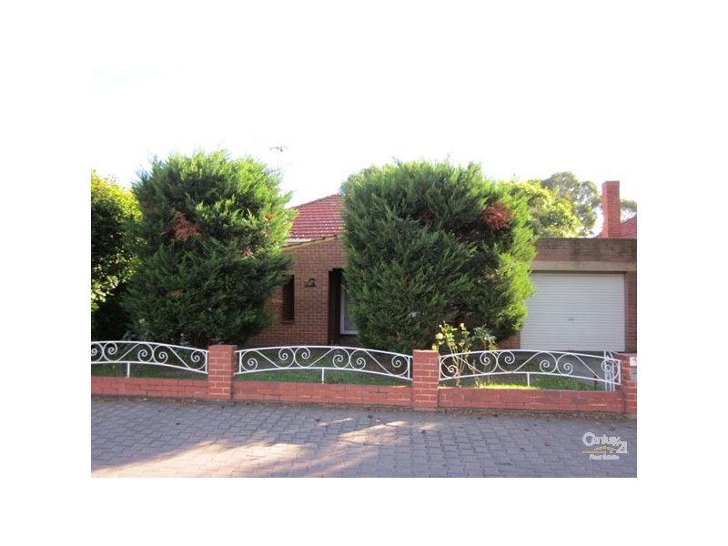 472 Cross Road, Glandore SA 5037