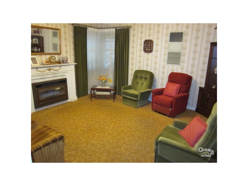 472 Cross Road, Glandore SA 5037