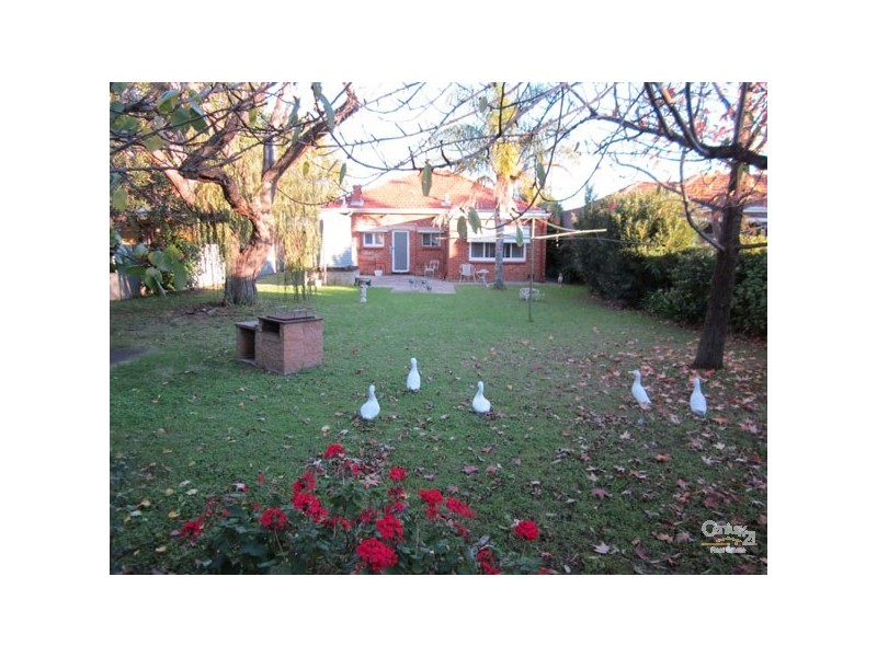 472 Cross Road, Glandore SA 5037