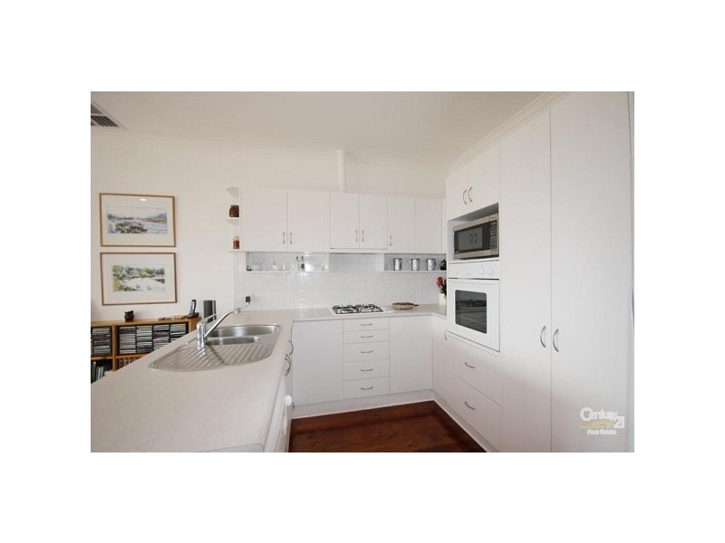 9 Ridgecrest Ave, Darlington SA 5047