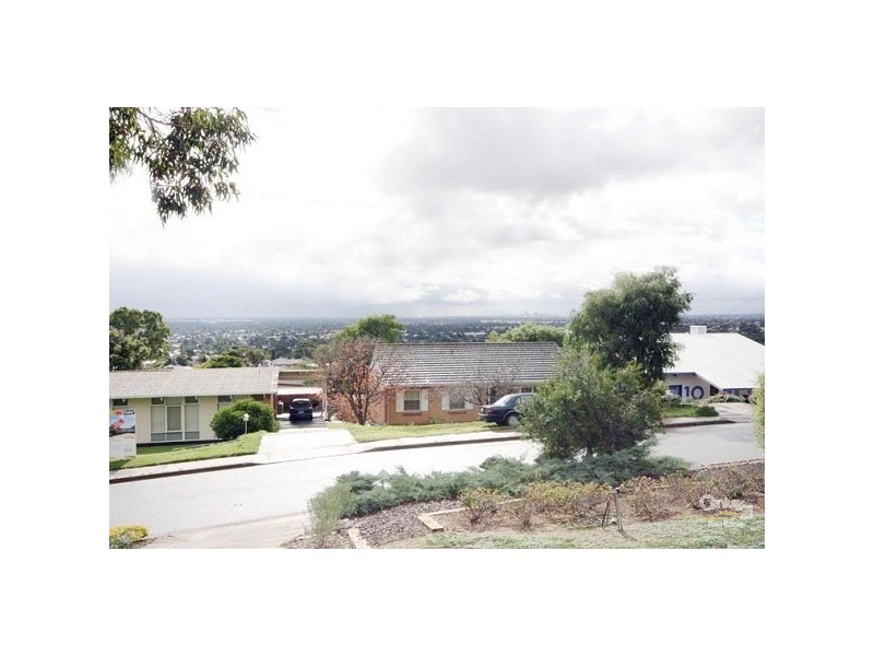 9 Ridgecrest Ave, Darlington SA 5047