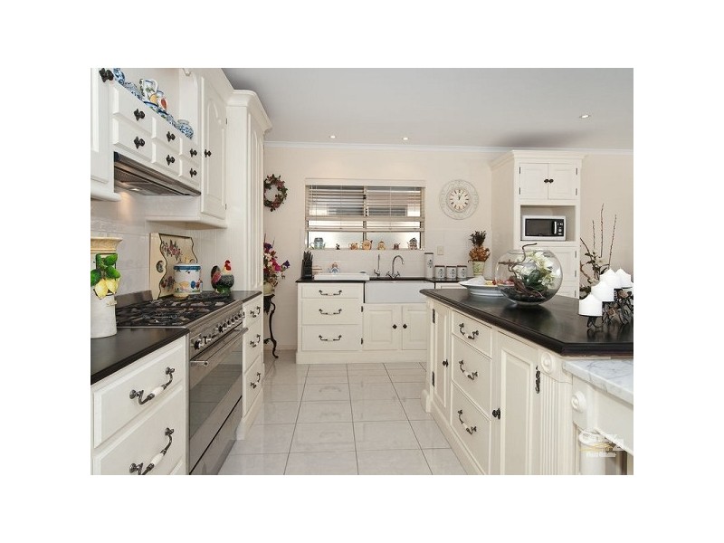 14 Manos Court, Seacliff Park SA 5049