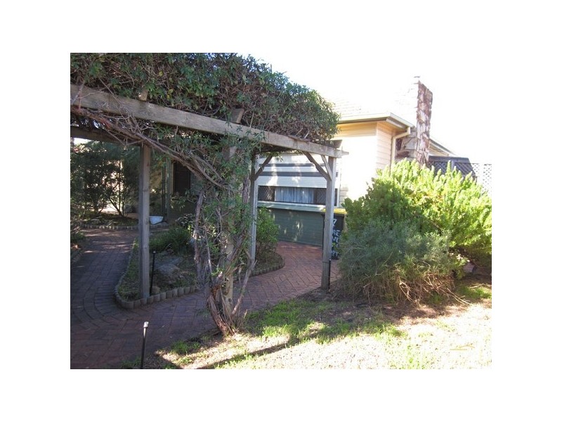 17 Beare Ave, North Plympton SA 5037