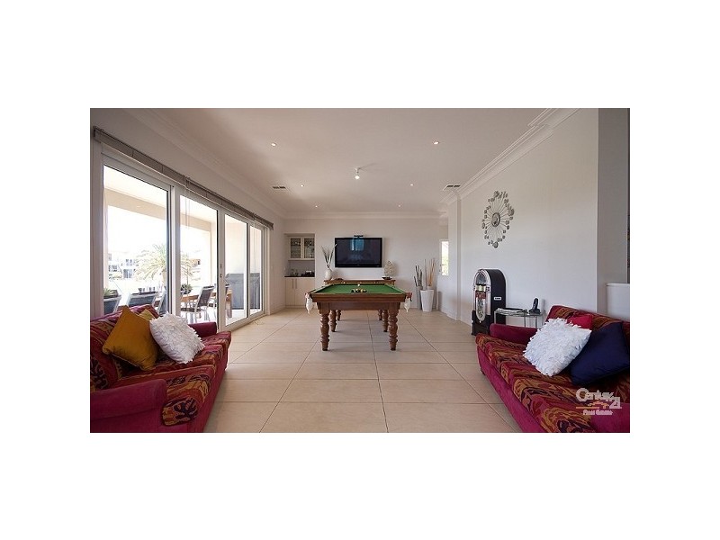 101 Esplanade, Hove SA 5048