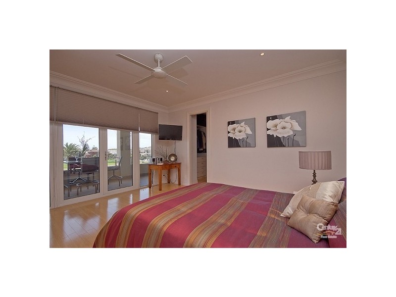 101 Esplanade, Hove SA 5048