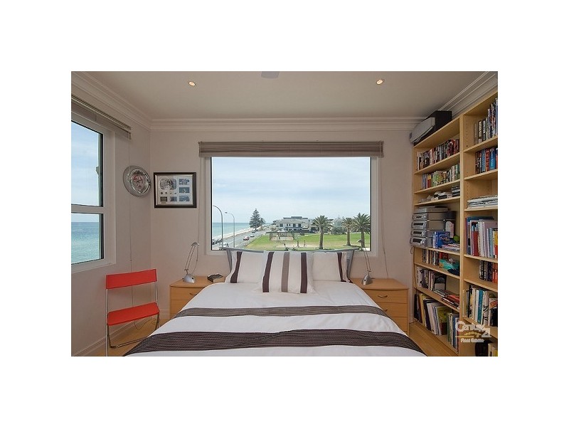 101 Esplanade, Hove SA 5048