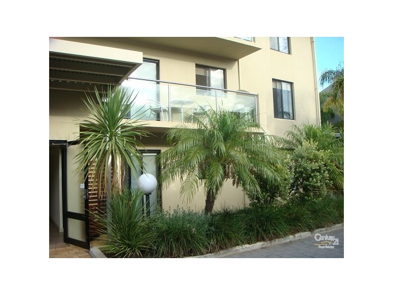 4/18 Broadway, Glenelg South SA 5045