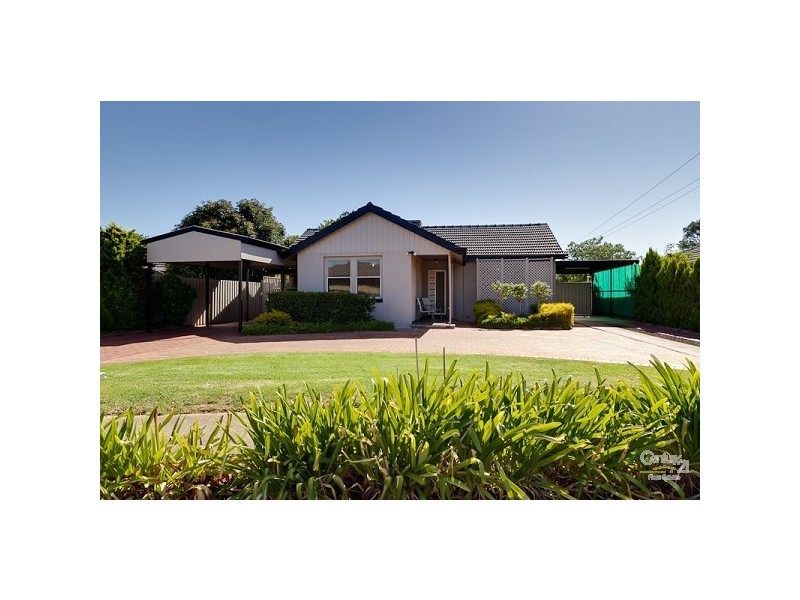 12 Greenock Drive, Sturt SA 5047