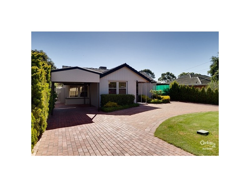 12 Greenock Drive, Sturt SA 5047