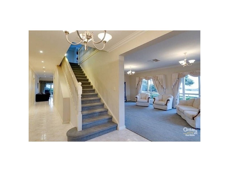 17 West Street, Seacliff Park SA 5049