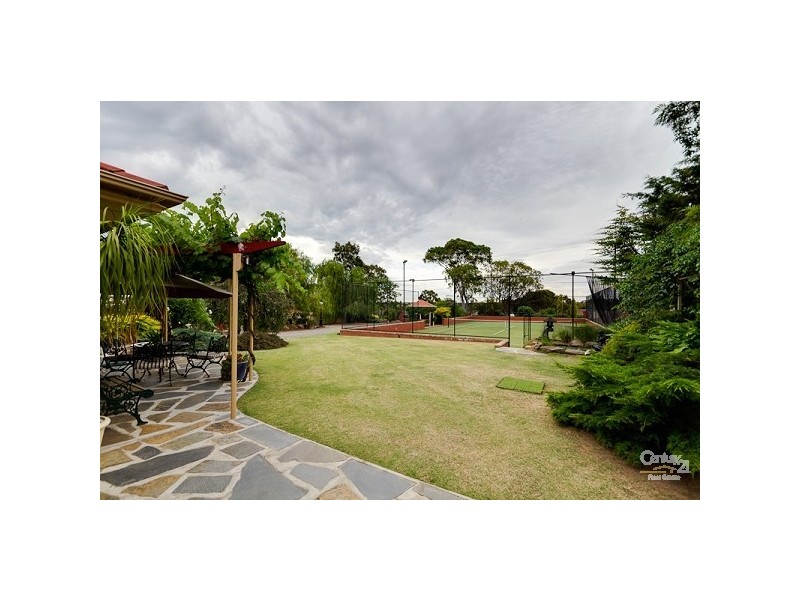 206 Reynell Road, Woodcroft SA 5162